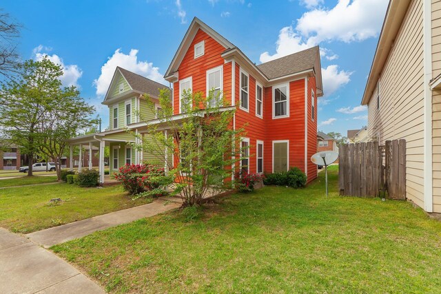 631 Peyton Cir, Memphis, TN 38107 - view of front of house featuring a porch and roof with shingles