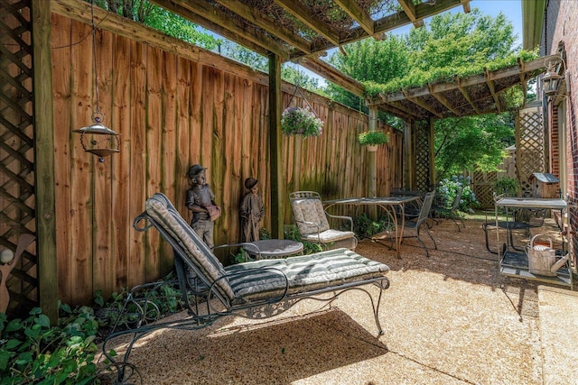 5239 Hedgewyck Ct, Memphis, TN 38117 - view of patio / terrace