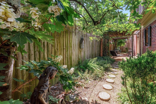 5239 Hedgewyck Ct, Memphis, TN 38117 - view of yard with a patio
