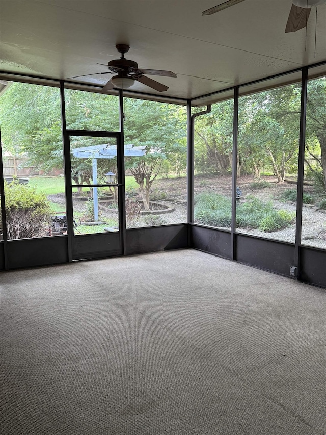 917 Valleyview Ln, Collierville, TN 38017 - unfurnished sunroom featuring a ceiling fan