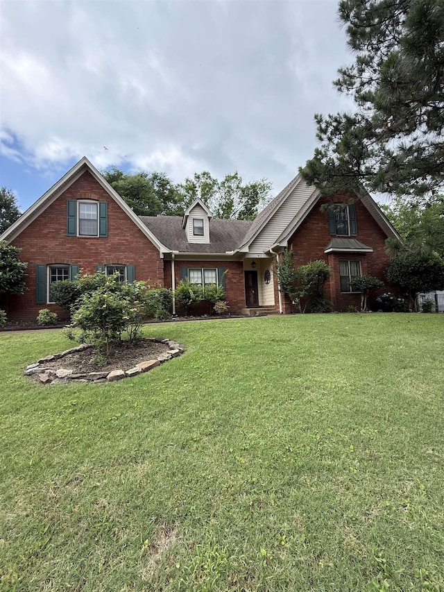 917 Valleyview Ln, Collierville, TN 38017 - view of front of property featuring brick siding and a front yard