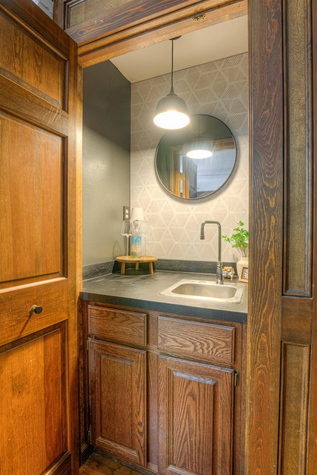 7352 Magnolia Ridge Dr, Germantown, TN 38138 - bathroom featuring vanity