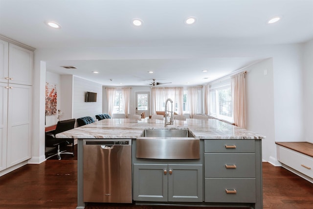 470 N Highland St, Memphis, TN 38122 - kitchen with stainless steel dishwasher, gray cabinets, a sink, open floor plan, and recessed lighting