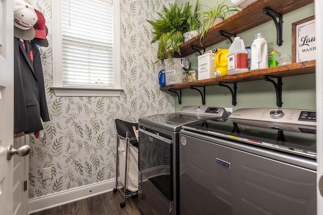 128 Loch Haven Cv S, Atoka, TN 38004 - laundry area with wallpapered walls, washing machine and clothes dryer, wood finished floors, and baseboards