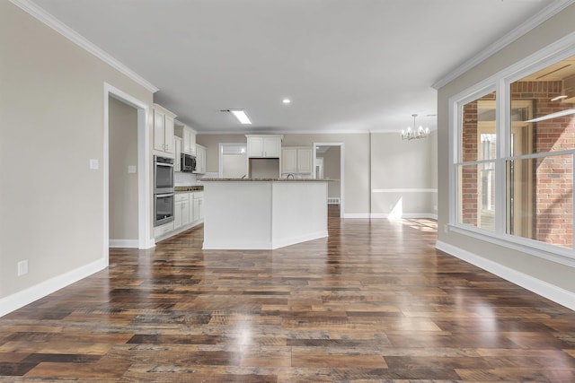 8917 River Sound Dr, Cordova, TN 38016 - kitchen featuring a chandelier, appliances with stainless steel finishes, dark wood-style floors, baseboards, and recessed lighting