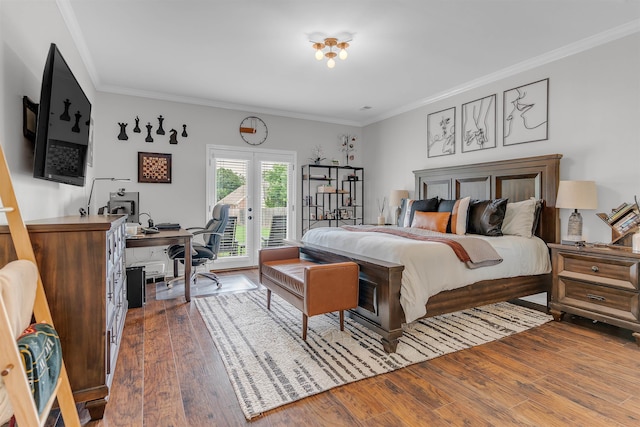 12262 Kathleen Cv, Arlington, TN 38002 - bedroom featuring access to outside, hardwood / wood-style floors, ornamental molding, and a desk