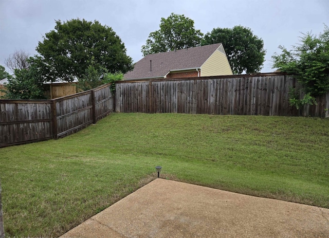 7898 Park Valley Dr, Southaven, MS 38671 - view of yard featuring a patio area