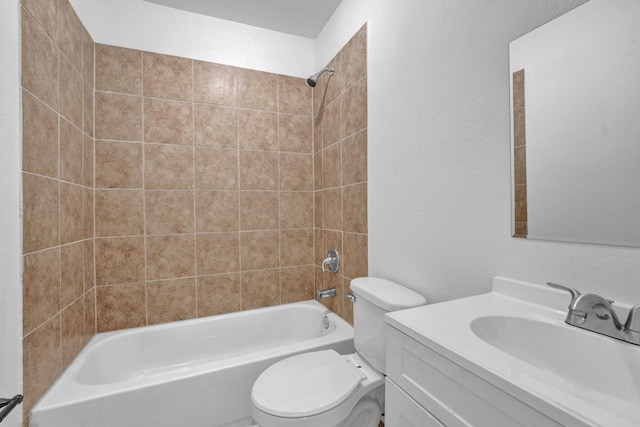 1394 Chadwick Cir, Memphis, TN 38114 - full bathroom featuring toilet, vanity, and shower / bath combination