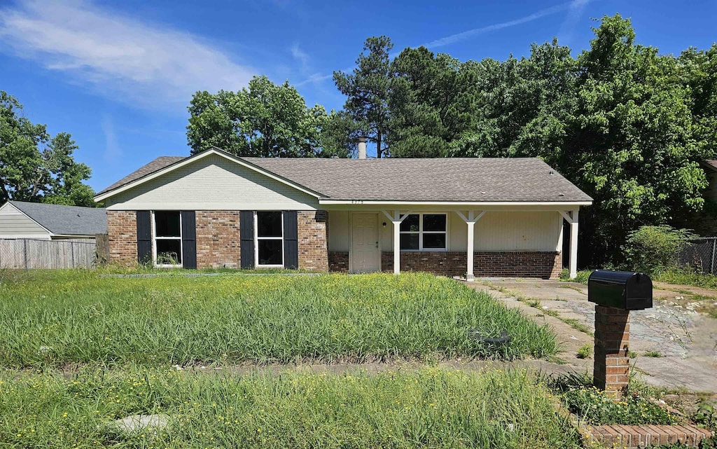 4378 Shadcrest Dr, Memphis, TN 38128 - single story home featuring brick siding