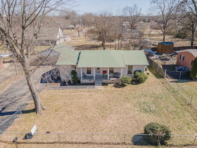 45 Daniel St, Savannah, TN 38372 - single story home with covered porch and brick siding