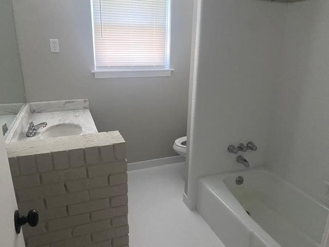 4947 Demeter Cv, Memphis, TN 38118 - full bathroom with toilet, vanity, and tub / shower combination