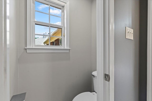 9270 Durhamshire Dr, Cordova, TN 38016 - bathroom with toilet