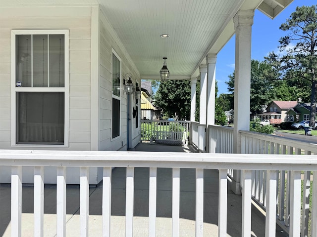 1742 Nelson Ave, Memphis, TN 38114 - view of covered porch