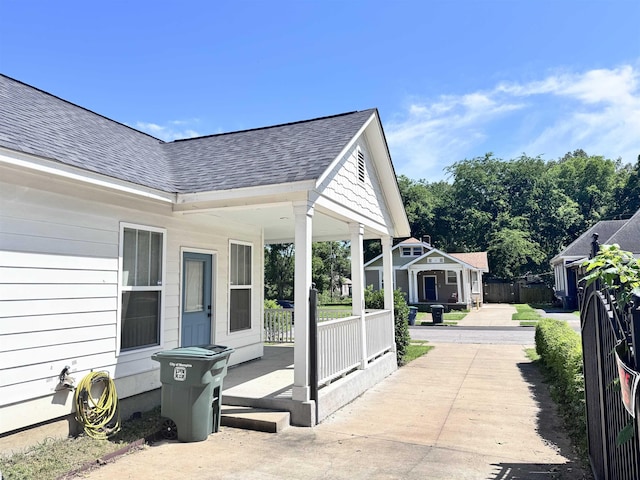 1742 Nelson Ave, Memphis, TN 38114 - covered porch with an outbuilding
