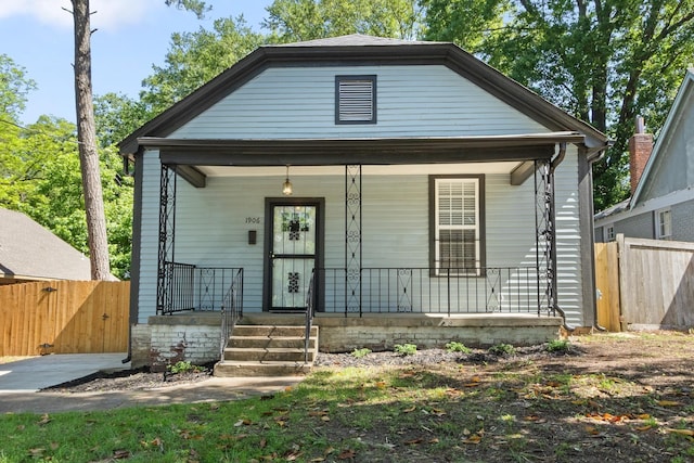 1906 Vollintine Ave, Memphis, TN 38107 - bungalow-style home featuring a porch