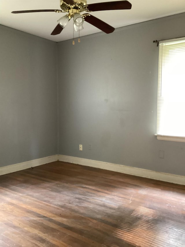 4864 Bowen Ave, Memphis, TN 38122 - empty room featuring wood finished floors, baseboards, and ceiling fan