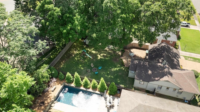 4951 Lynbar Ave, Memphis, TN 38117 - drone / aerial view of a pool area