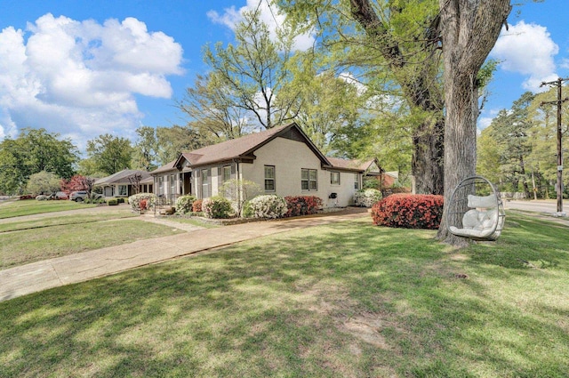 5238 Peg Ln, Memphis, TN 38117 - view of front of property featuring a front lawn