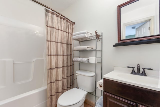 1730 Catfish Ln, Crump, TN 38327 - full bathroom with vanity, toilet, and shower / tub combo
