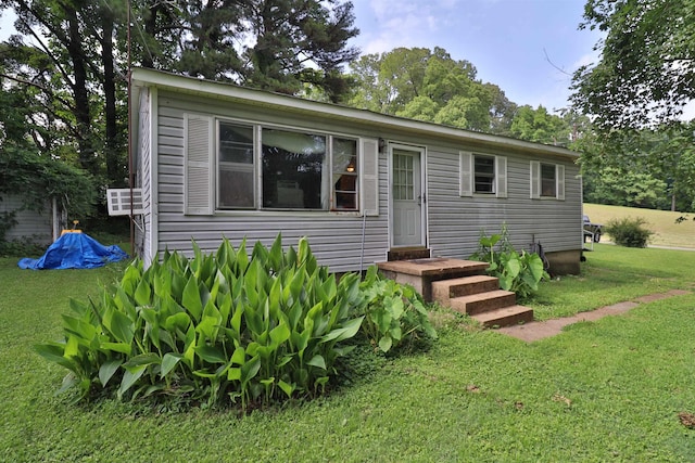 69 Crutcher Lake Rd, Henning, TN 38041 - view of front facade with a front yard