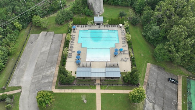 12432 Zapata Cv, Collierville, TN 38017 - drone / aerial view of a pool