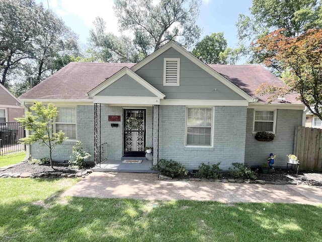 3529 Johnwood Dr, Memphis, TN 38122 - bungalow-style home with brick siding and a shingled roof