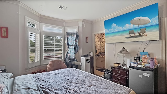 9573 Wolf River Blvd, Germantown, TN 38139 - bedroom with crown molding and refrigerator