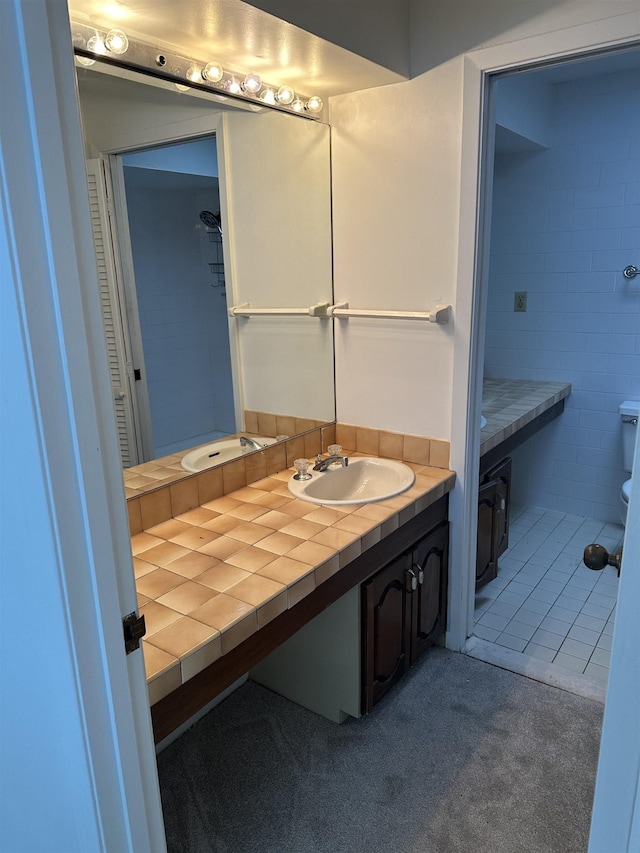 373 Riverbluff Pl Unit 3, Memphis, TN 38103 - bathroom with toilet and vanity