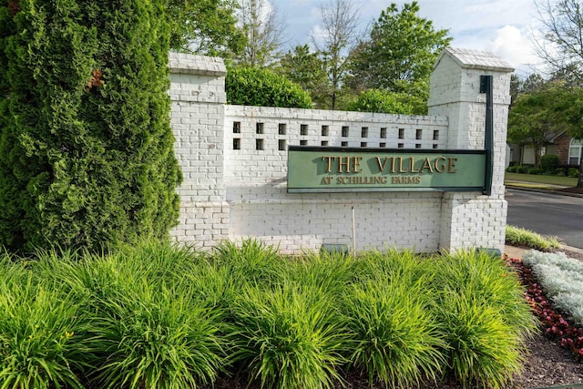 301 Stonevillage Dr W Unit 51, Collierville, TN 38017 - view of community sign