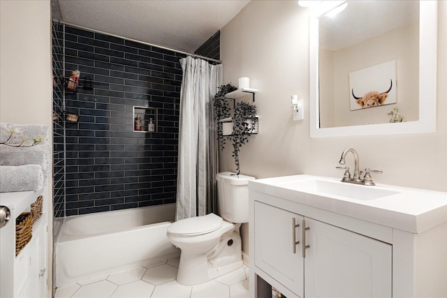 1159 Echles St, Memphis, TN 38111 - bathroom with vanity, toilet, shower / bath combo, and tile patterned flooring