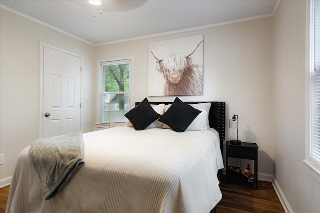 1159 Echles St, Memphis, TN 38111 - bedroom featuring wood finished floors, ornamental molding, and baseboards