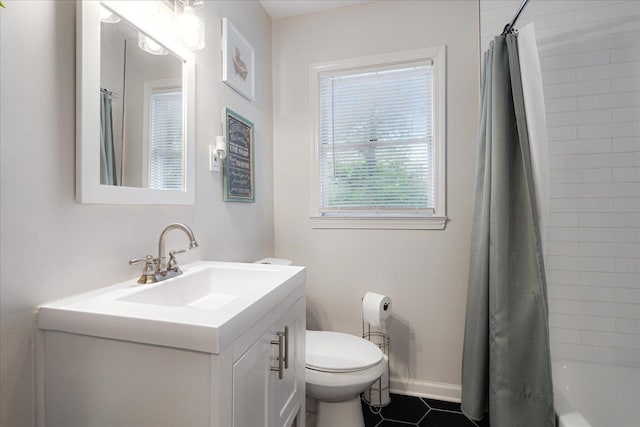 1159 Echles St, Memphis, TN 38111 - full bathroom featuring vanity, toilet, baseboards, tile patterned floors, and shower / bath combo