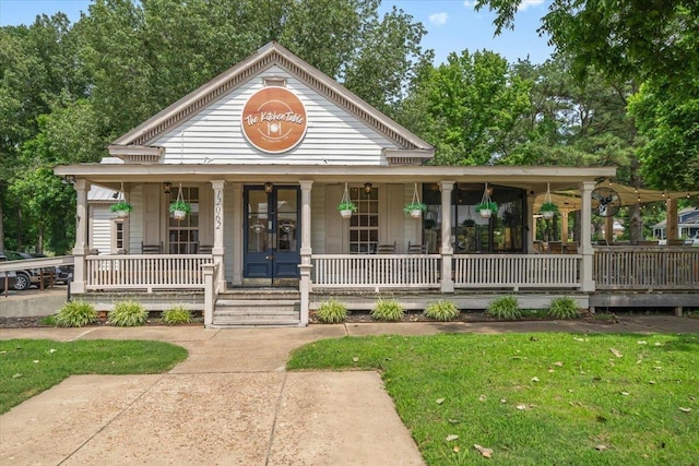 6159 Upper Granger St, Arlington, TN 38002 - farmhouse featuring covered porch