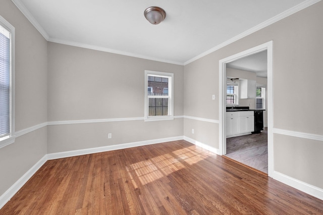 3051 Overbrook Dr, Memphis, TN 38128 - empty room with wood finished floors and ornamental molding