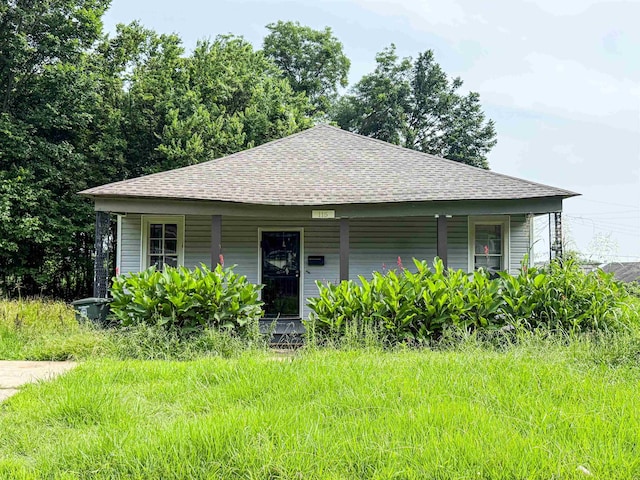 115 E Dempster Ave, Memphis, TN 38109 - bungalow with roof with shingles and a porch