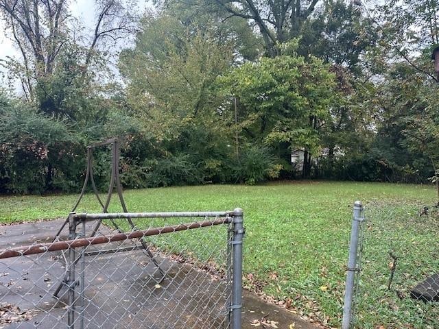 1274 Railton Rd, Memphis, TN 38111 - view of grassy yard