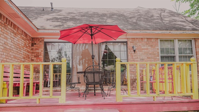 4431 Green Creek Dr, Memphis, TN 38125 - view of wooden terrace