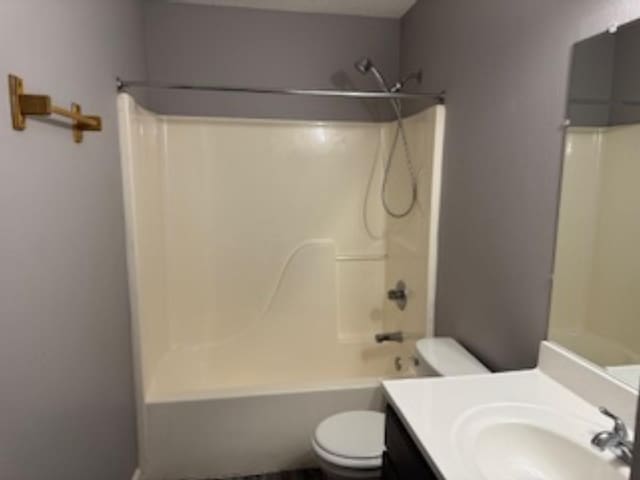 4429 S Cedar Bark Cv, Memphis, TN 38128 - full bath with vanity and shower / tub combination