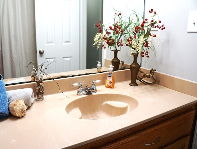 227 Lake Shore Dr, Munford, TN 38058 - bathroom featuring vanity