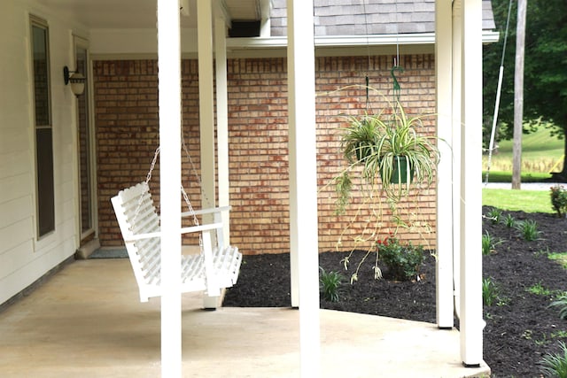 227 Lake Shore Dr, Munford, TN 38058 - view of covered porch