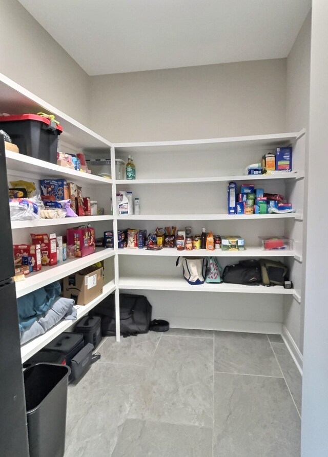 3181 Chapel Woods Cv, Germantown, TN 38139 - view of pantry