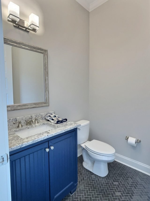3181 Chapel Woods Cv, Germantown, TN 38139 - bathroom featuring vanity and crown molding