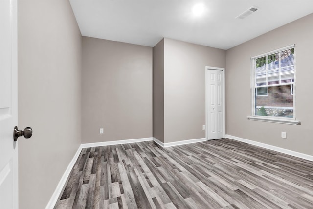 764 Garland St, Memphis, TN 38107 - empty room featuring wood finished floors and baseboards