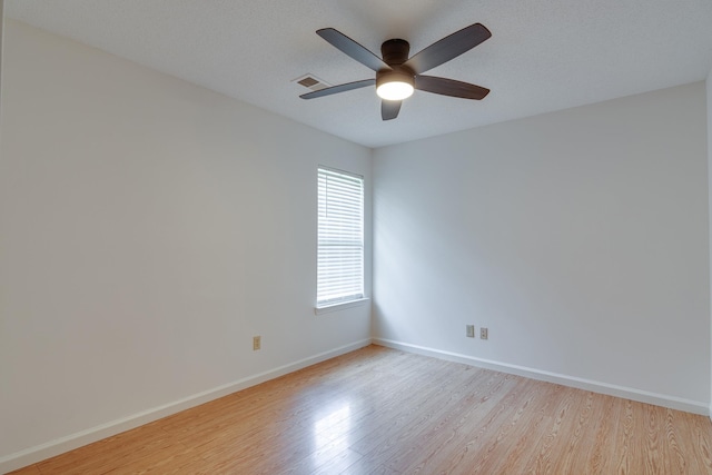 992 Zenith Cv N, Unicorp/Memphis, TN 38018 - empty room featuring light wood-style flooring and a ceiling fan
