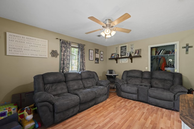 1635 Norton Rd, Middleton, TN 38052 - living room featuring light wood finished floors and a ceiling fan