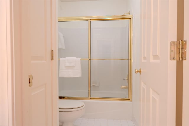 8799 Featherleigh Ln, Germantown, TN 38138 - bathroom featuring enclosed tub / shower combo and tile patterned flooring
