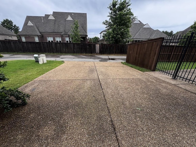 10040 Dropseed Cir, Lakeland, TN 38002 - view of patio