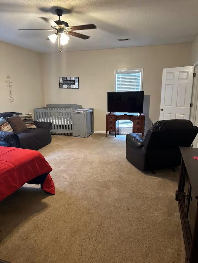 4740 Dustin Place Dr, Southaven, MS 38671 - carpeted living room with ceiling fan