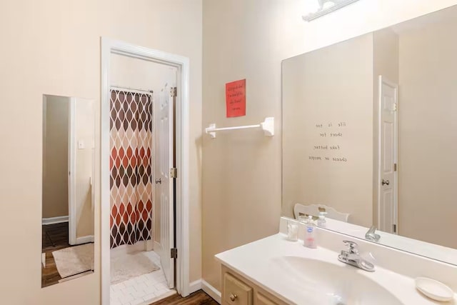 4740 Dustin Place Dr, Southaven, MS 38671 - full bathroom with vanity