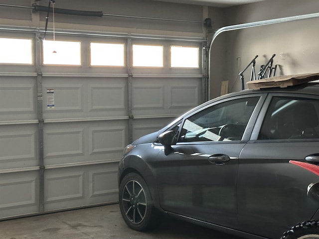 1582 Wynne Grove Dr, Cordova, TN 38016 - view of garage